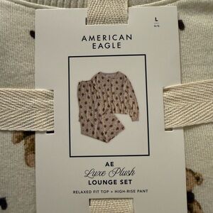 American Eagle Pajama Luxe Plush Lounge Set Cream Teddy Lounge Set NWT